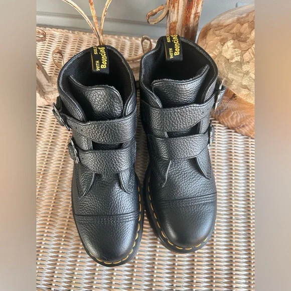 Dr. Martens Devon Flower Buckle Platform Boots – Black | Size 10 grunge goth - Picture 7 of 12